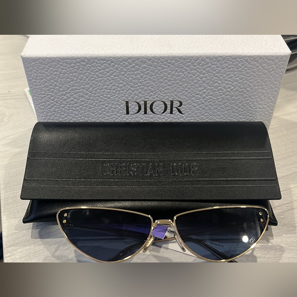 Dior Women's Sunglasses with Black and Gold Frame